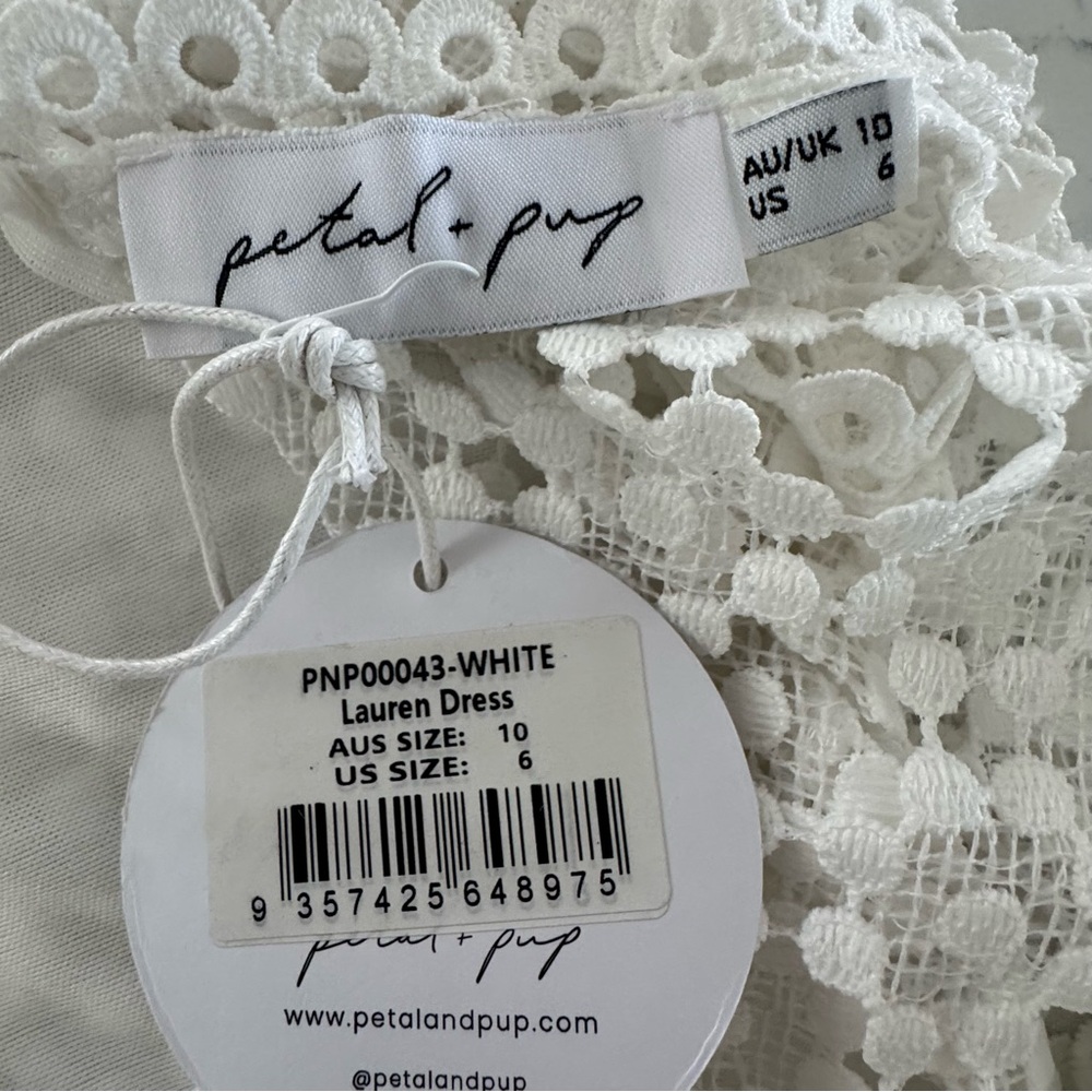 Petal + Pup Lauren Dress White Lace Midi Ruffle Hem Hidden Zip NWT US 6 AU 10 - Picture 8 of 10
